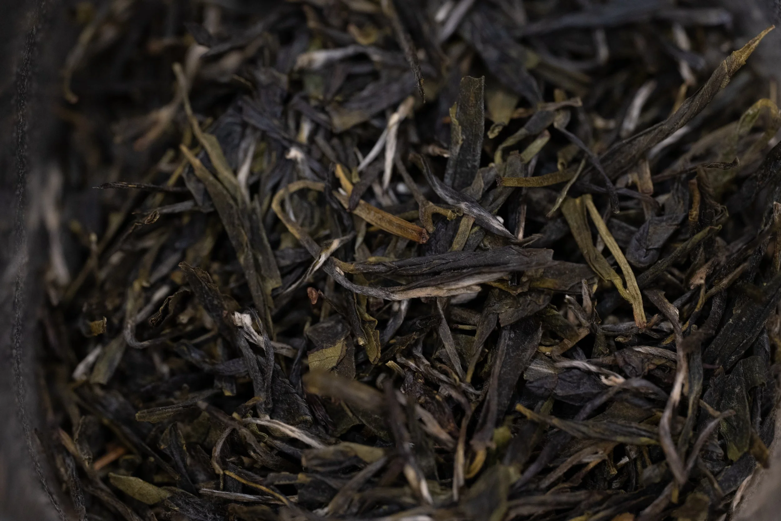 紗茶ページ Our Teas — Ling Ling Cha